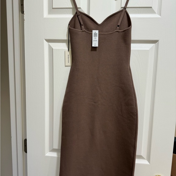 Aritzia Babaton Lariat dress size s NWT - Picture 7 of 8
